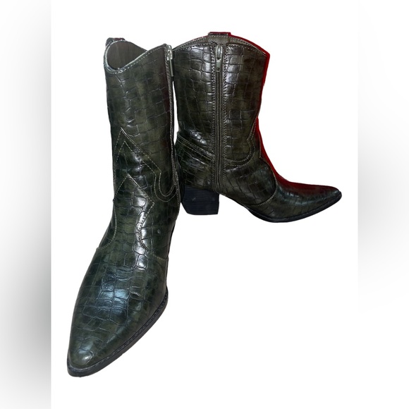 Coconuts by Matisse Boots - Picture 4 of 5